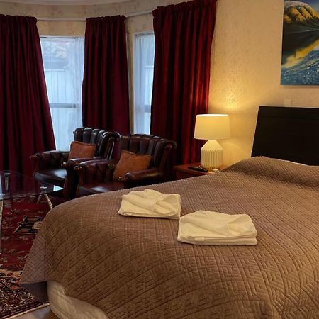 Cascades Motor Lodge Оукланд Екстериор снимка